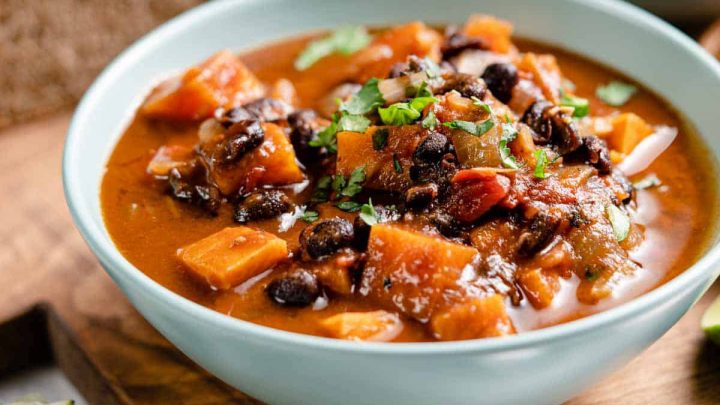 Амтат төмс, хар шош, лоолийн шөл